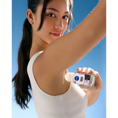Roll-On Nivea Black & White Invisible 72H Clear 50 ML